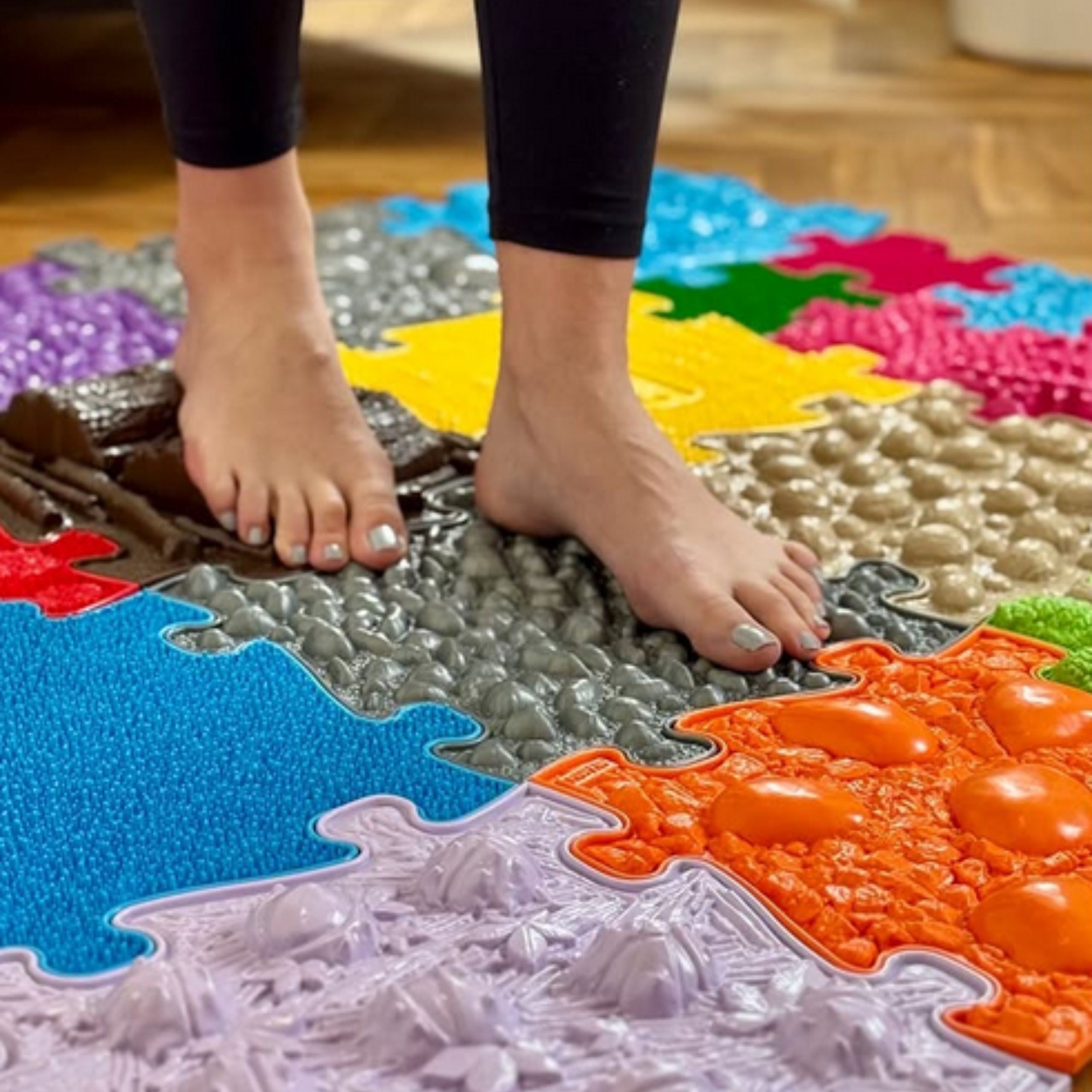 WOOPIE Mata Sensoryczna Ortopedyczna Royal Puzzle 26 el. + 4 małe