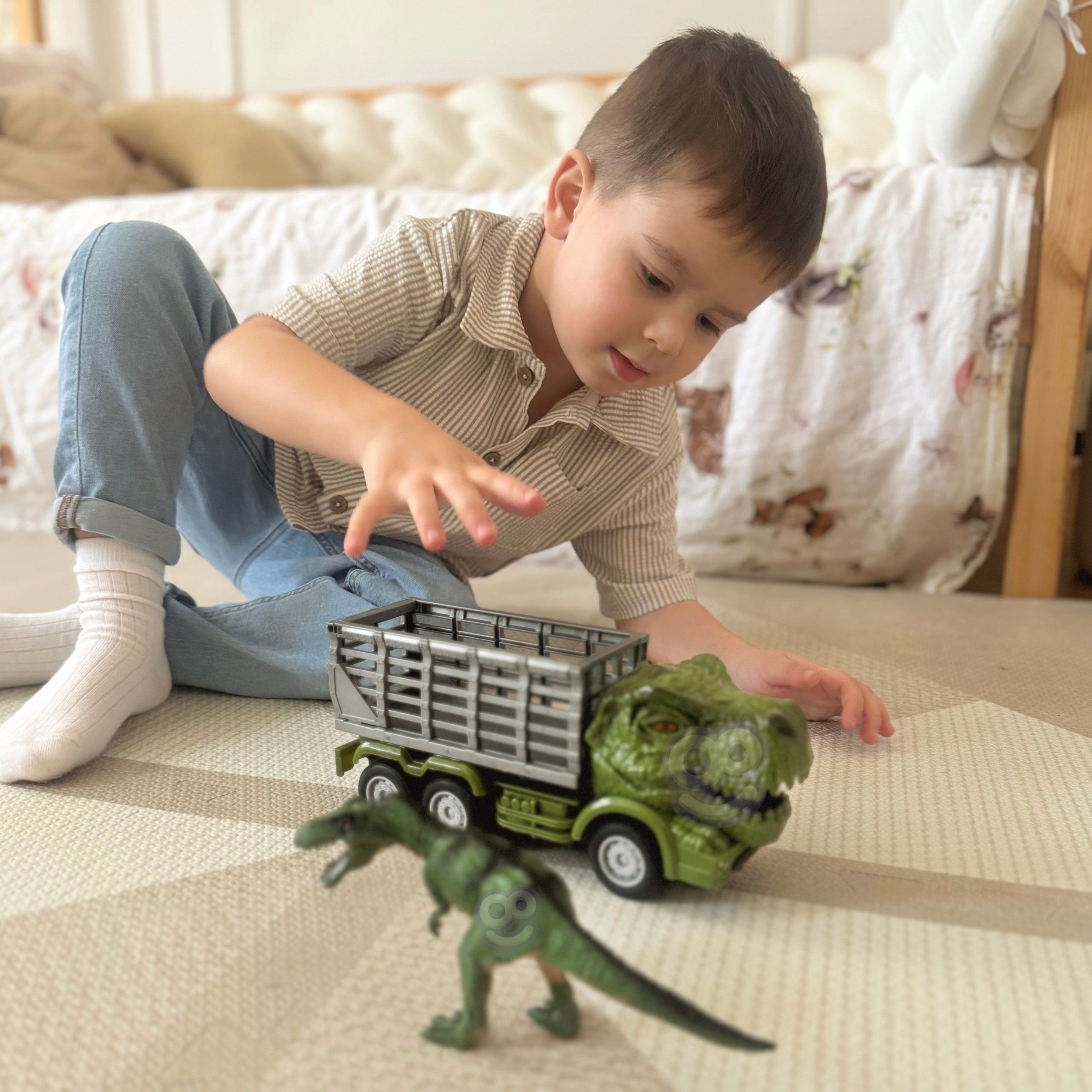WOOPIE Samochód Zdalnie Sterowany RC Dinozaur Zielony + Figurka