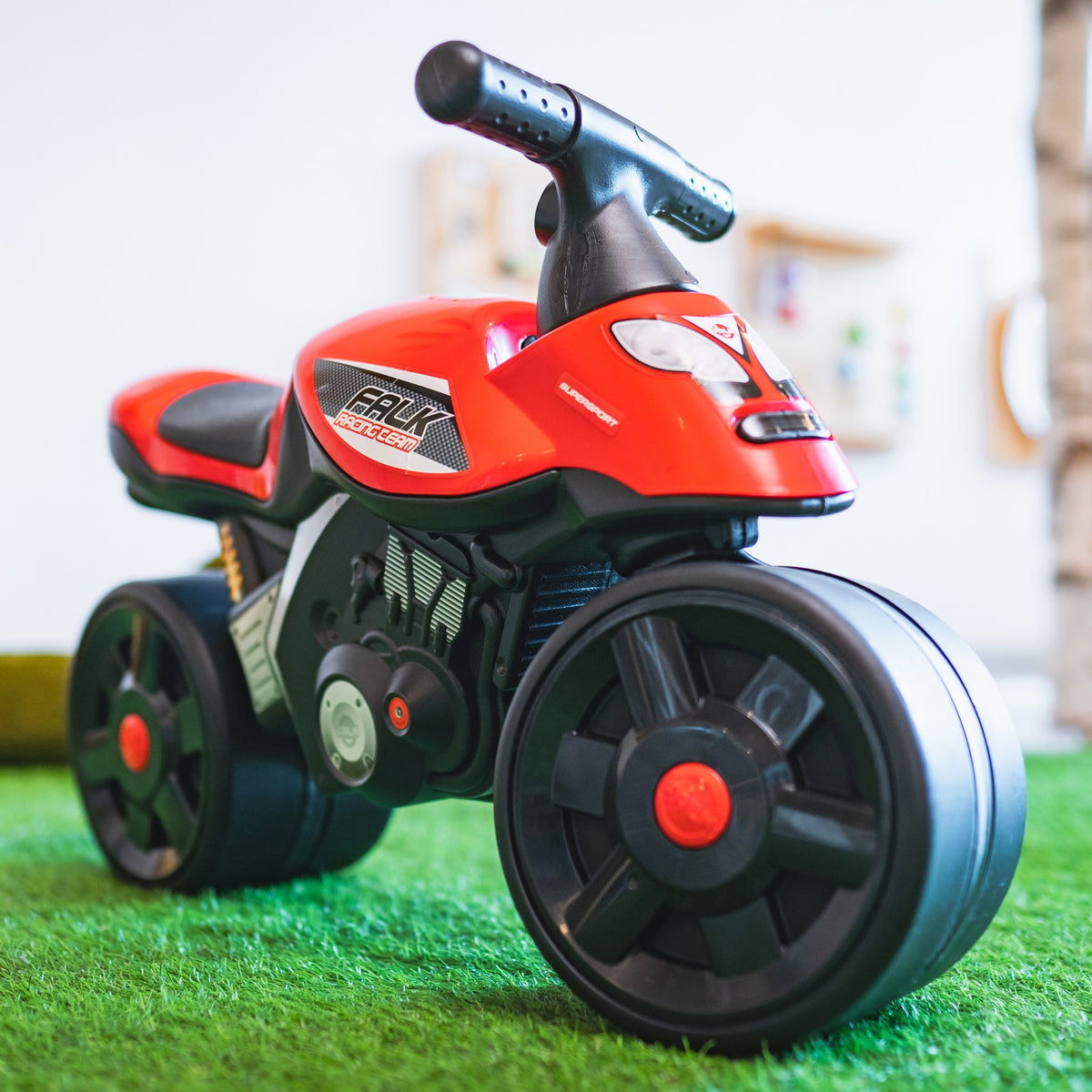 FALK Jeździk Motocykl Street Champion Czerwony 1-3 lat