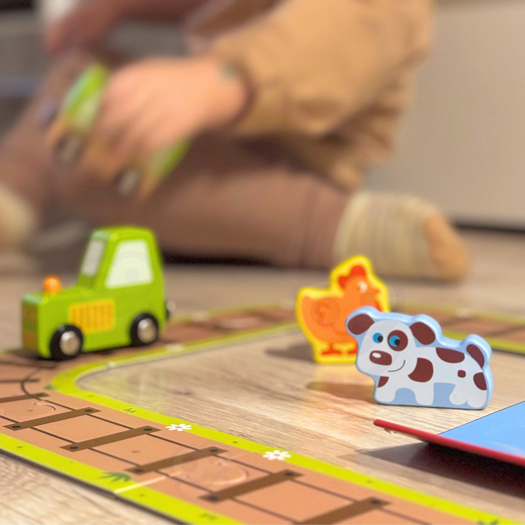 TOOKY TOY Drewniana Farma w Walizce Figurki Pojazdy