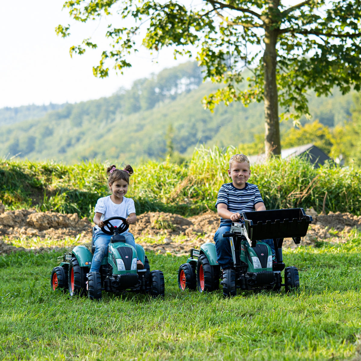 FALK Traktor Lander Zielony na Pedały z Przyczepką od 3-7 Lat