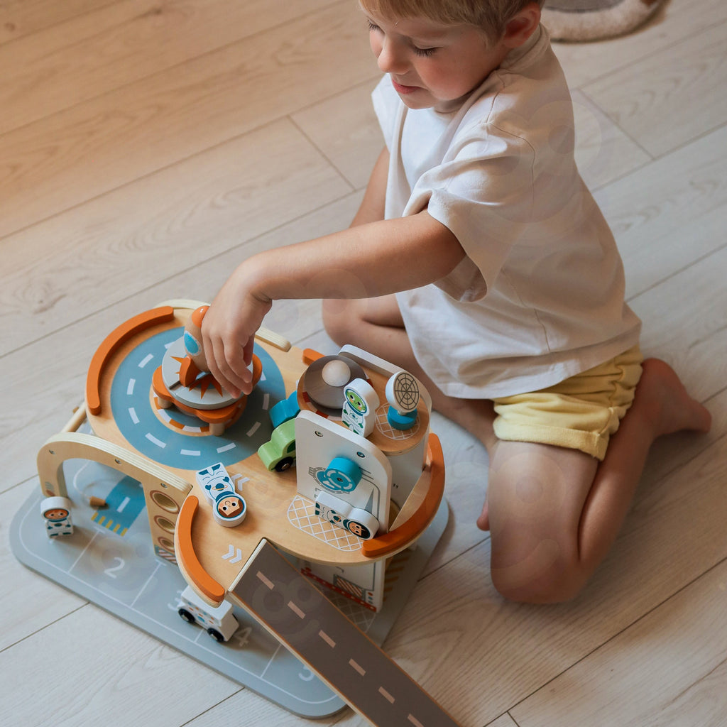 TOOKY TOY Drewniany Kosmiczny Parking  Stacja Kosmiczna
