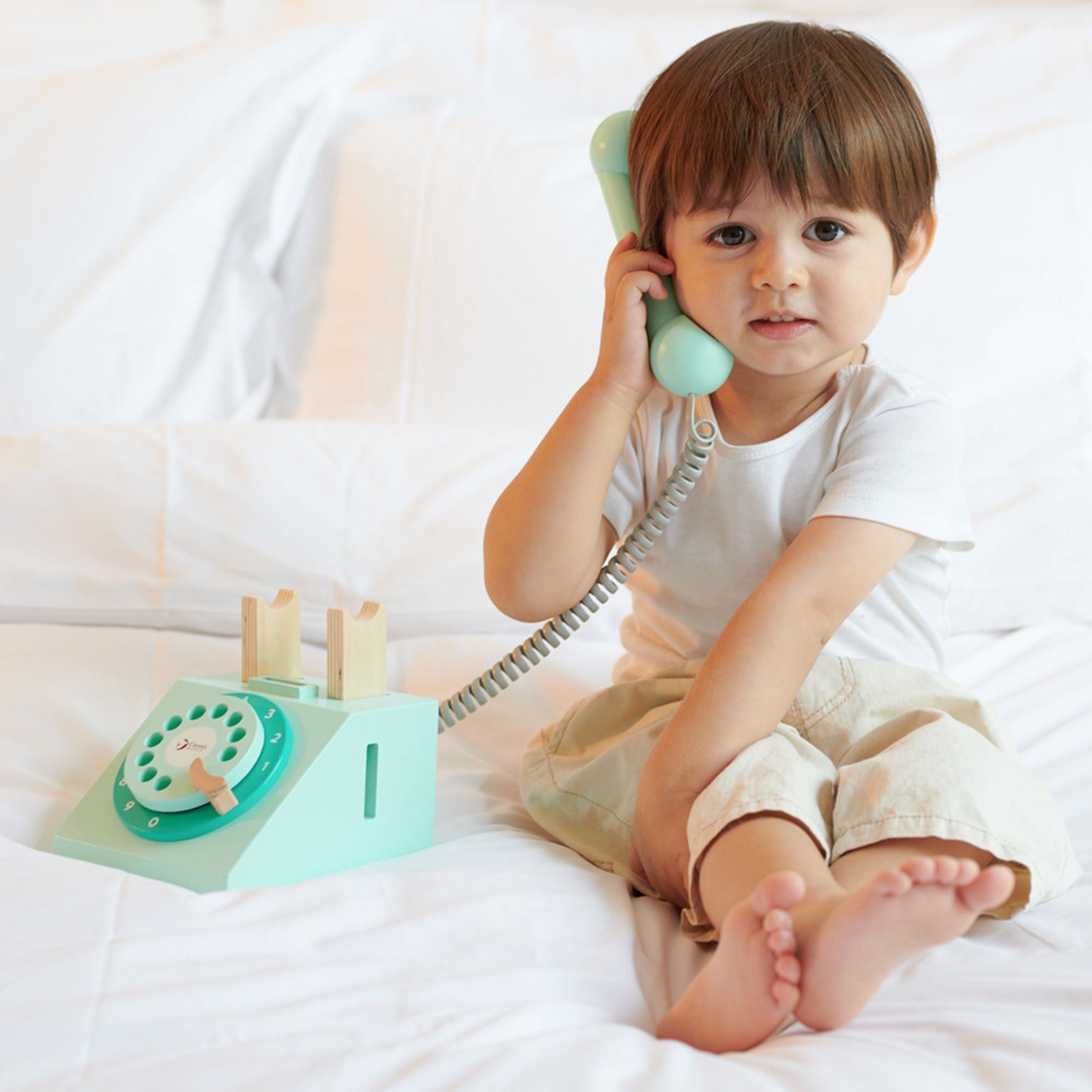 CLASSIC WORLD Klasyczny Drewniany Telefon dla Dzieci 4 el.