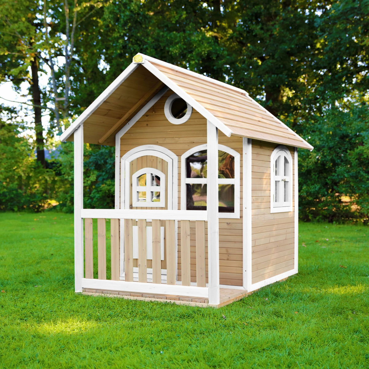 AXI Drewniany Domek z Oknami Alex Playhouse 178 cm