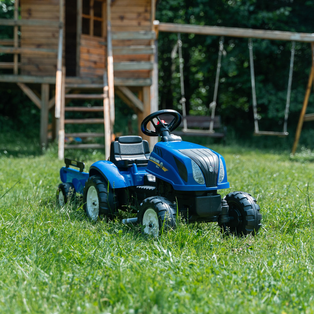 FALK Traktor na Pedały New Holland z Przyczepą i Otwieraną Maską 2-5 lat