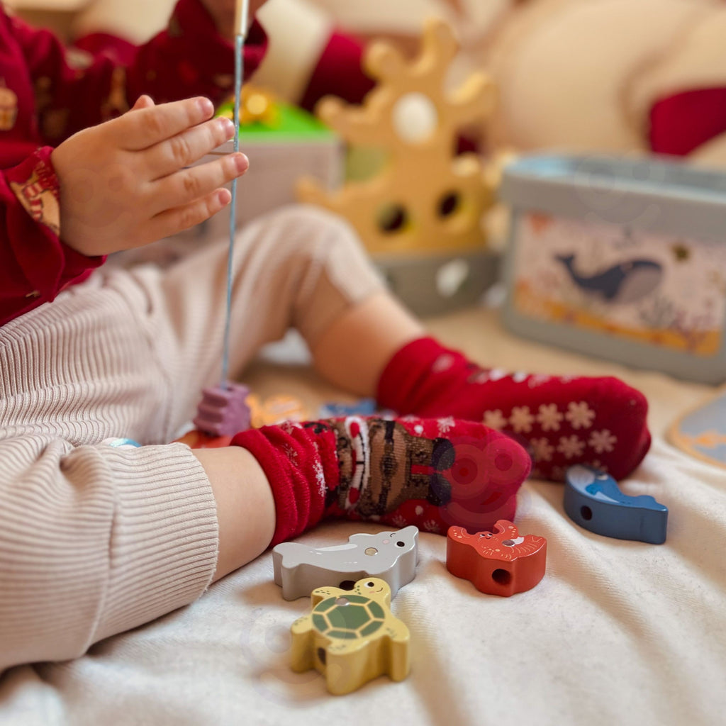 TOOKY TOY Drewniany Zestaw Morskich Zabawek Wieża Balansująca Łowienie Ryb Figurki 23 Elementy