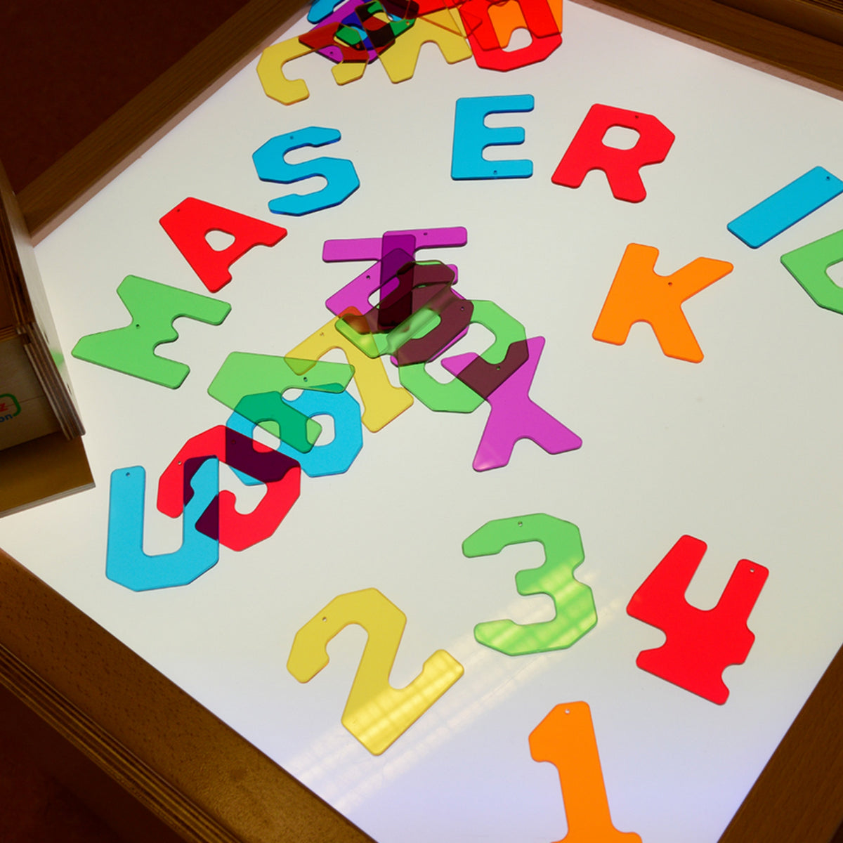 MASTERKIDZ Przezroczyste Cyfry i Litery 38 szt. Montessori